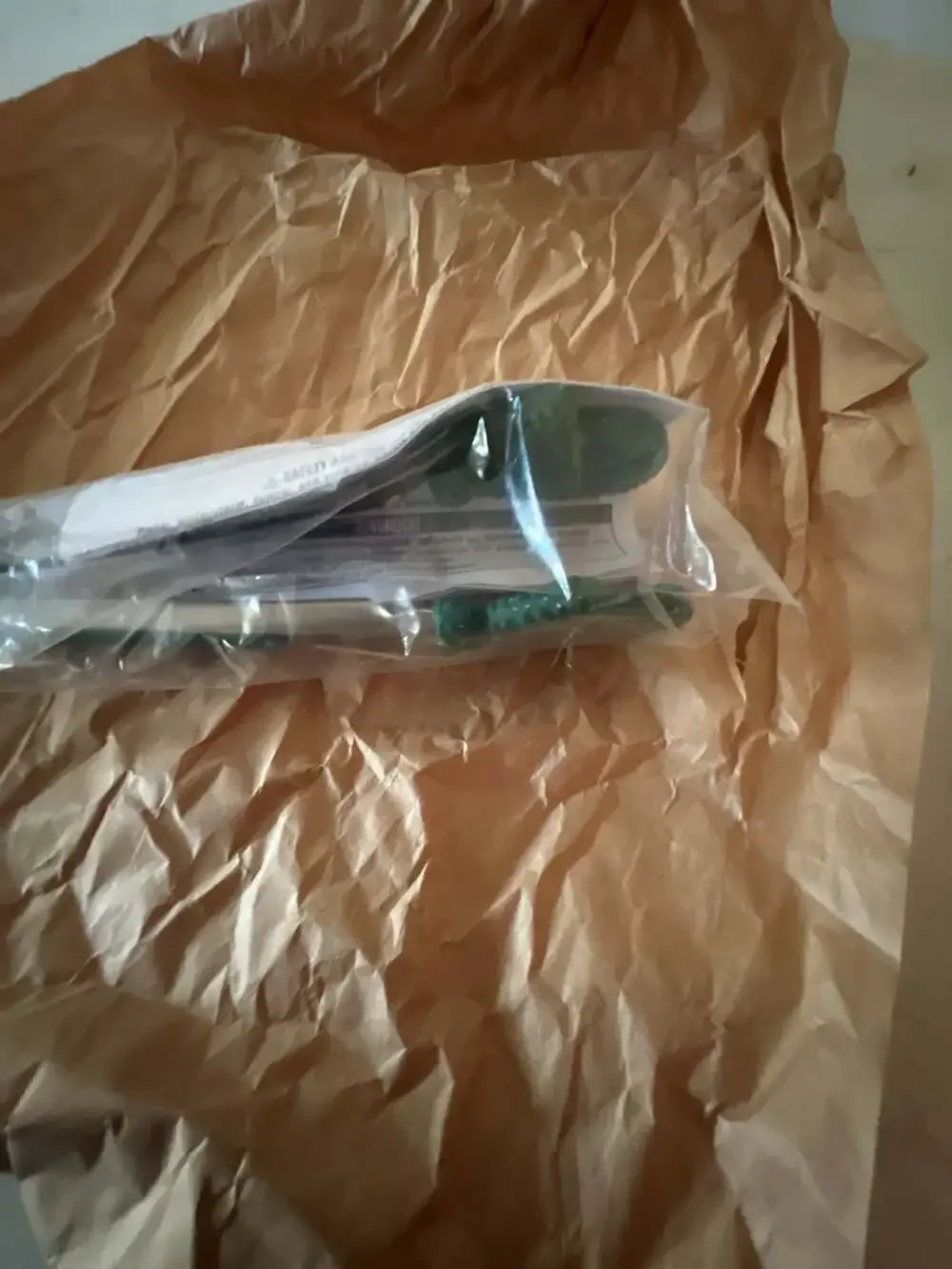 Pampered Chef Holiday Mini Mitten Tongs